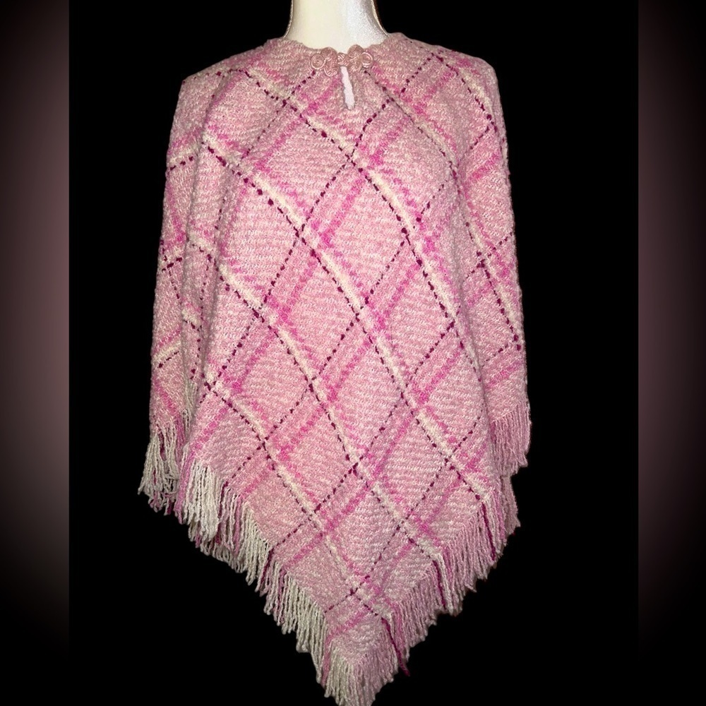 Boyne Valley Weavers wool blend poncho from Ireland.